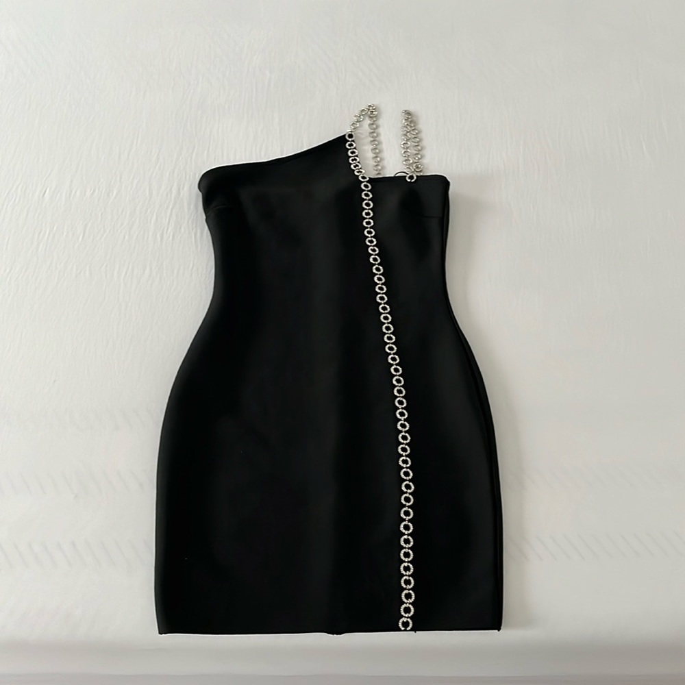 Bella Barnett Dress